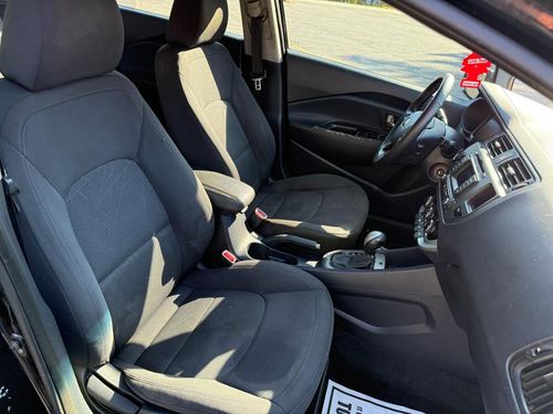 2013 Kia Rio — photo 21