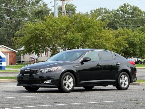 2015 Kia Optima GL - Middle-low — photo 3