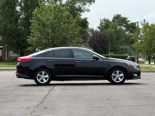 2015 Kia Optima GL - Middle-low — photo 11