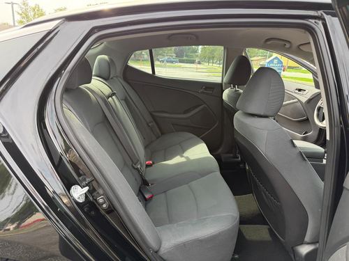 2015 Kia Optima GL - Middle-low — photo 24