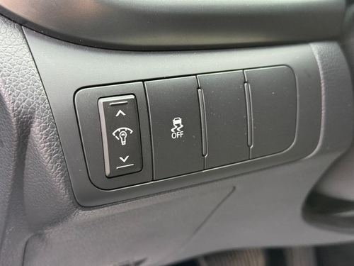 2015 Kia Optima GL - Middle-low — photo 26