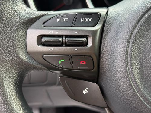 2015 Kia Optima GL - Middle-low — photo 28