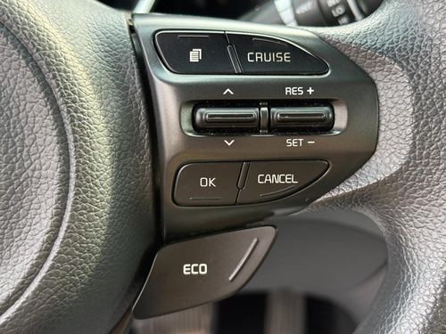 2015 Kia Optima GL - Middle-low — photo 29