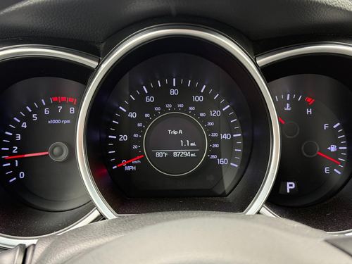 2015 Kia Optima GL - Middle-low — photo 32