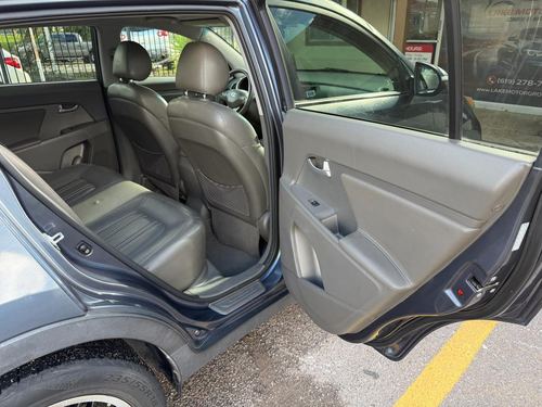 2011 Kia Sportage EX — photo 28
