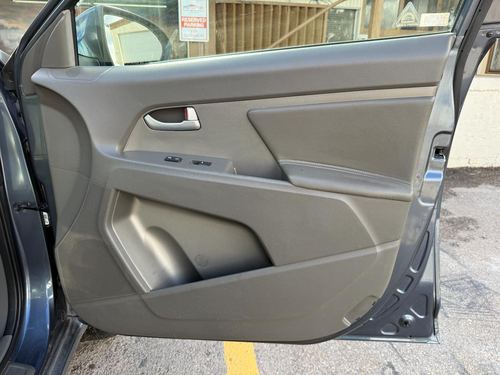 2011 Kia Sportage EX — photo 35
