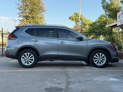 2019 Nissan Rogue — photo 12