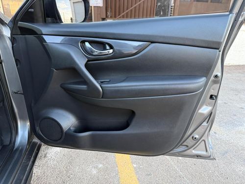 2019 Nissan Rogue — photo 19