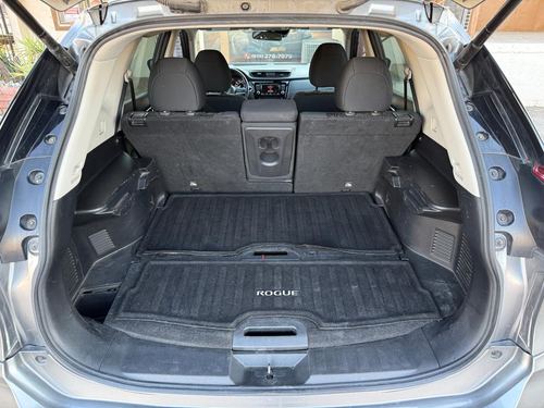2019 Nissan Rogue — photo 24