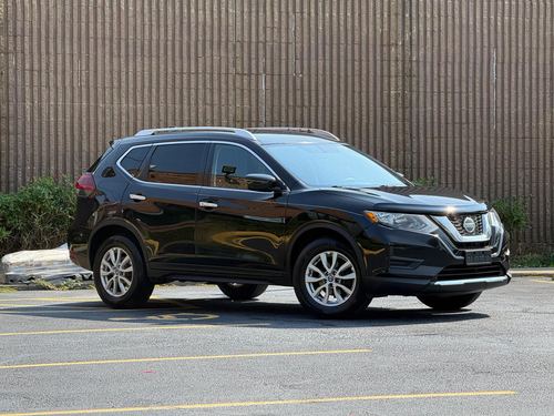 2018 Nissan Rogue SV — photo 5