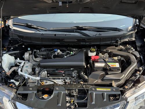 2018 Nissan Rogue SV — photo 10