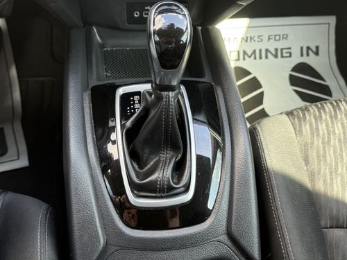 2019 Nissan Rogue — photo 18