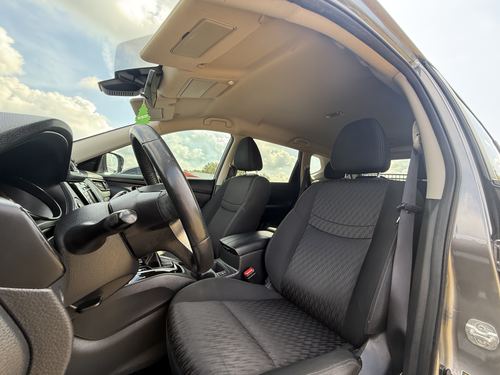 2019 Nissan Rogue — photo 33