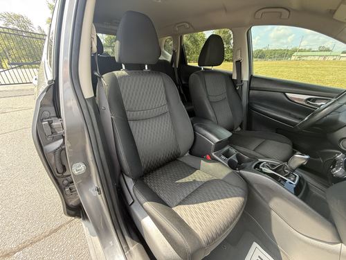 2019 Nissan Rogue — photo 36