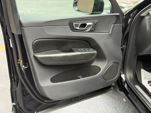2019 Volvo Xc60 — photo 27