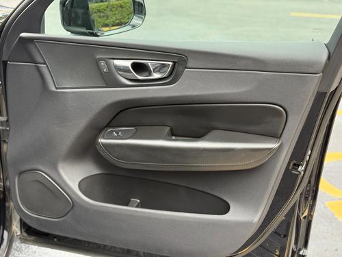 2019 Volvo Xc60 — photo 35