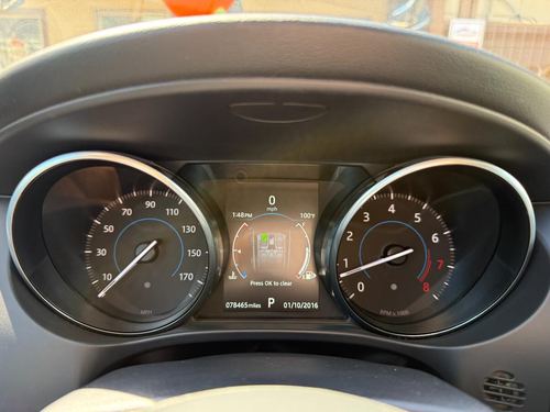 2018 Jaguar F-Pace 25t Premium — photo 22