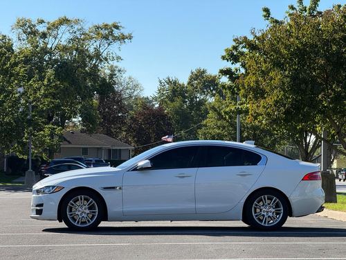 2017 Jaguar Xe 25T 25t Premium — photo 14
