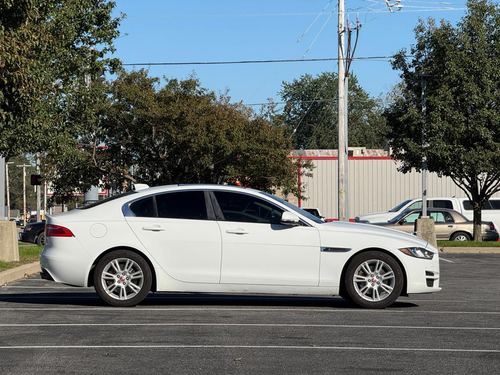 2017 Jaguar Xe 25T 25t Premium — photo 8