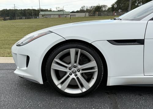 2014 Jaguar F-Type — photo 9