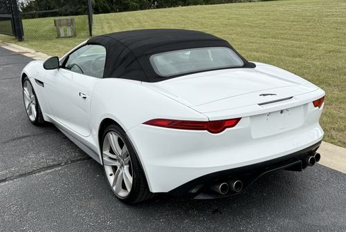 2014 Jaguar F-Type — photo 11
