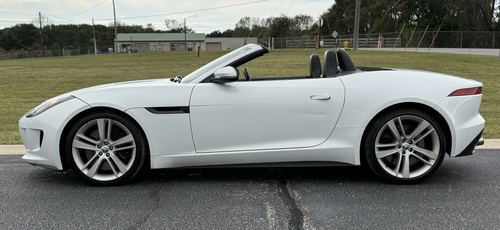 2014 Jaguar F-Type — photo 24
