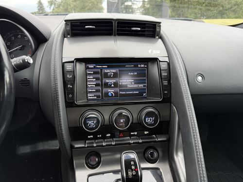 2014 Jaguar F-Type — photo 34
