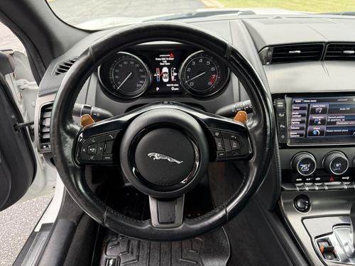 2014 Jaguar F-Type — photo 35