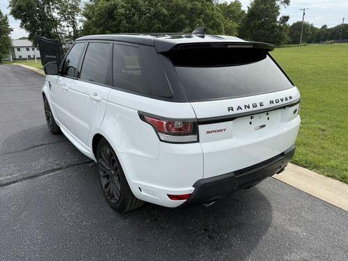 2017 Land Rover Range Rover — photo 15