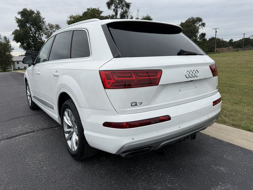 2018 Audi Q7 3.0T Premium — photo 12