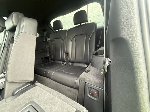 2018 Audi Q7 3.0T Premium — photo 37