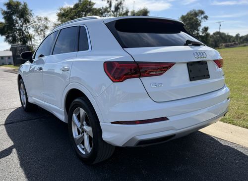 2021 Audi Q3 40 Premium — photo 15