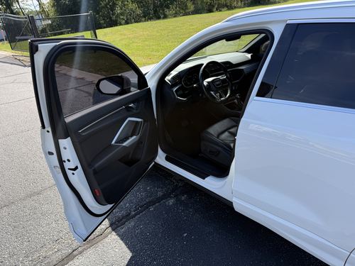 2021 Audi Q3 40 Premium — photo 31