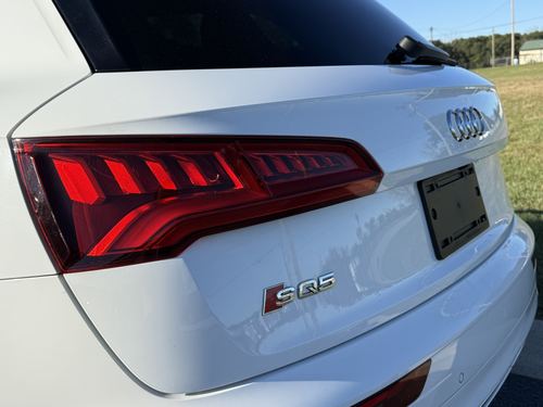 2018 Audi Sq5 3.0T Prestige — photo 12