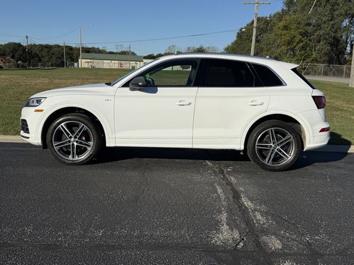 2018 Audi Sq5 3.0T Prestige — photo 9
