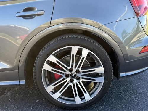 2018 Audi SQ5 3.0T Prestige — photo 12