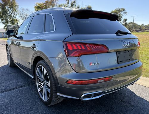 2018 Audi SQ5 3.0T Prestige — photo 7