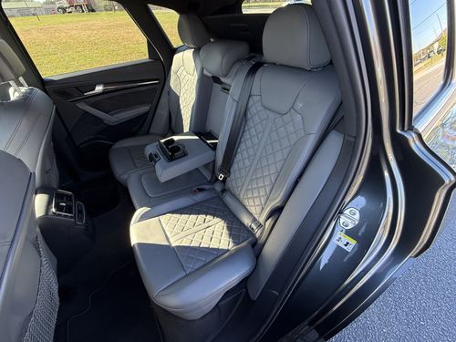 2018 Audi SQ5 3.0T Prestige — photo 25