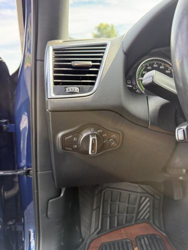 2015 Audi Q5 2.0T Prestige — photo 25