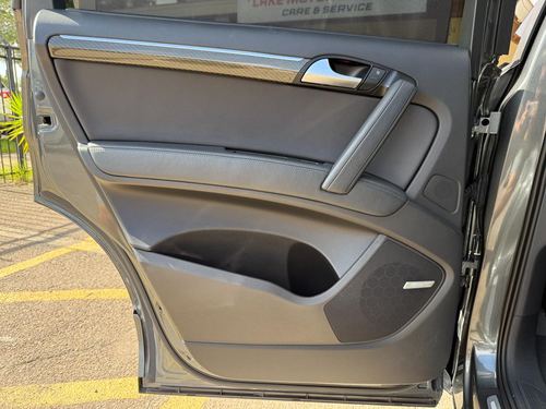 2015 Audi Q7 — photo 31