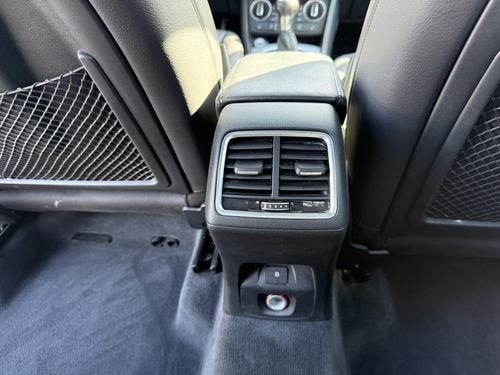 2016 Audi Q3 2.0T Premium Plus — photo 36