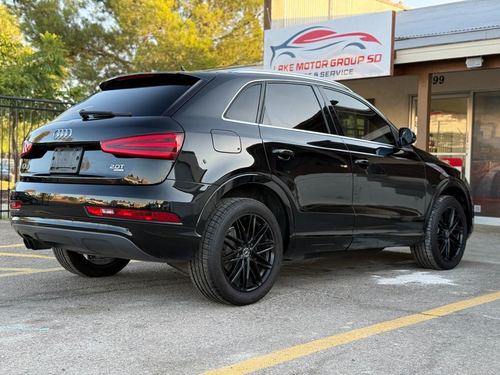2015 Audi Q3 — photo 11