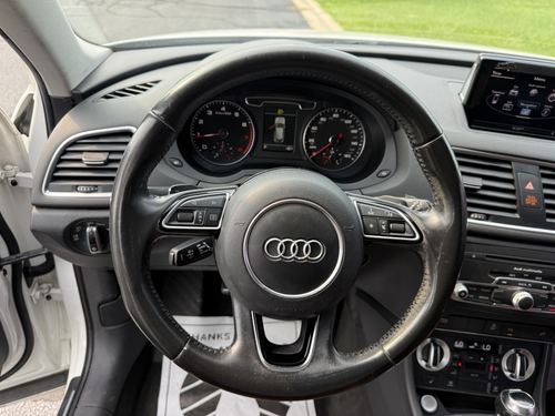 2015 Audi Q3 — photo 24