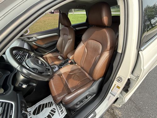 2015 Audi Q3 — photo 27