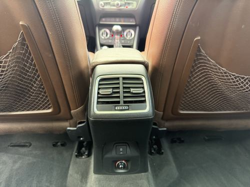 2015 Audi Q3 — photo 34