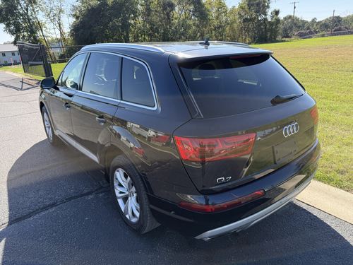 2017 Audi Q7 — photo 8