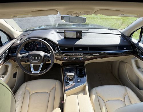 2017 Audi Q7 — photo 28