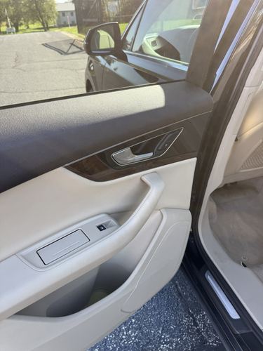 2017 Audi Q7 — photo 36