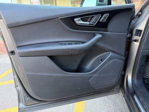 2017 Audi Q7 — photo 18