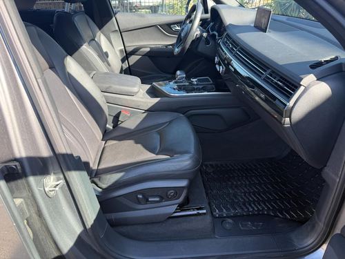 2017 Audi Q7 — photo 27